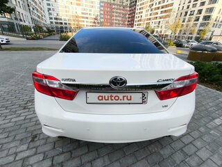 2013 Toyota Camry VII (XV50), белый, 1760000 рублей, вид 5