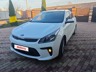 2017 Kia Rio IV, белый, 950000 рублей, вид 1