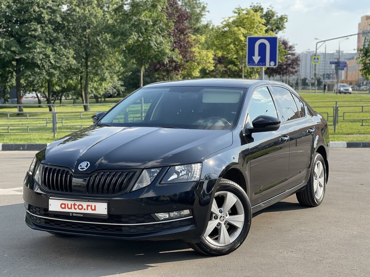 Skoda Octavia 2019 черная