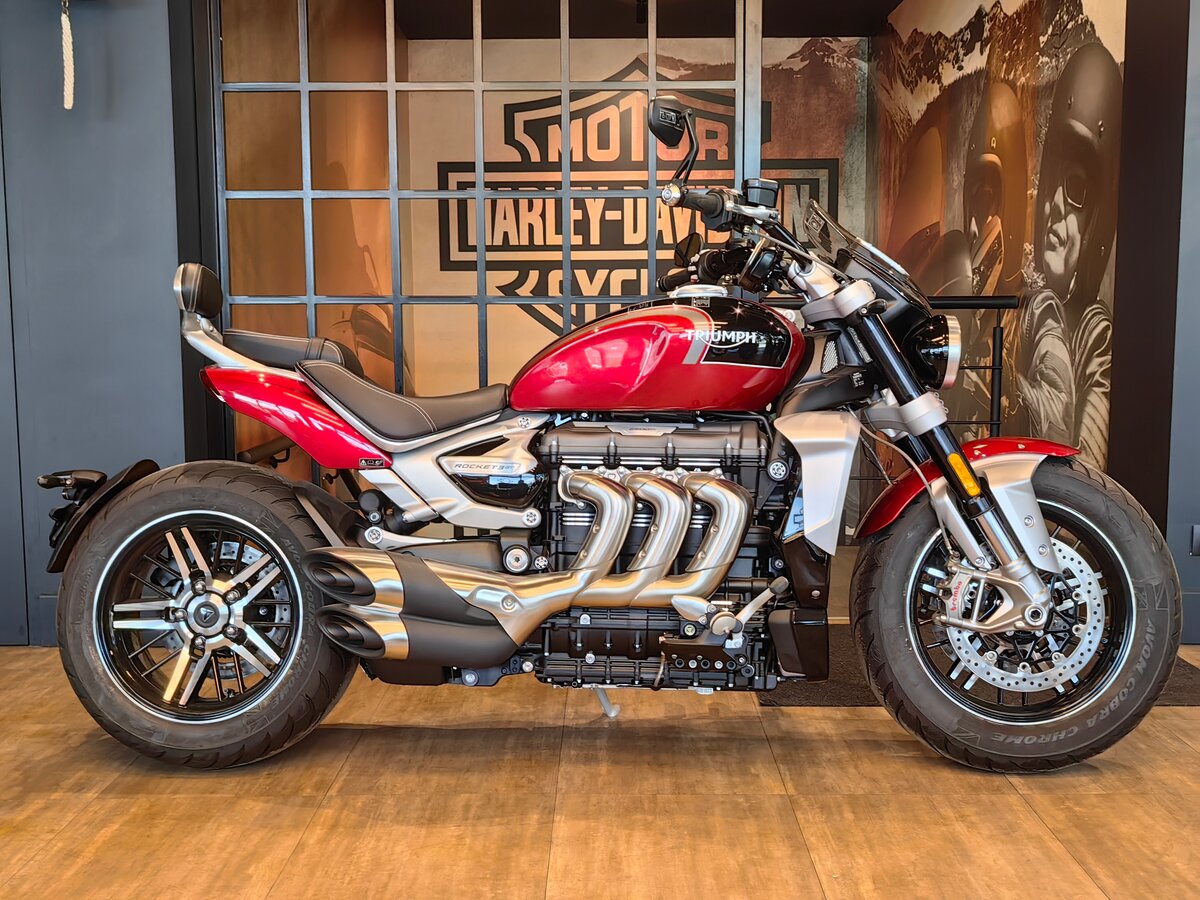 Triumph Rocket 3