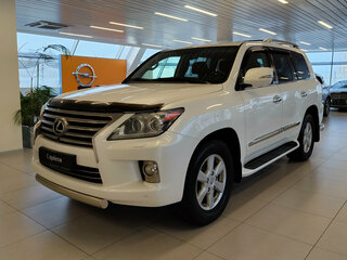 2013 Lexus LX 570 III Рестайлинг, белый, 5300000 рублей, вид 1