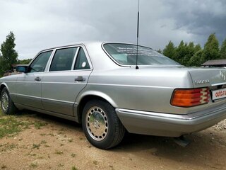 1987 Mercedes-Benz S-Класс 500 II (W126) Рестайлинг, серебристый, 1500000 рублей, вид 4