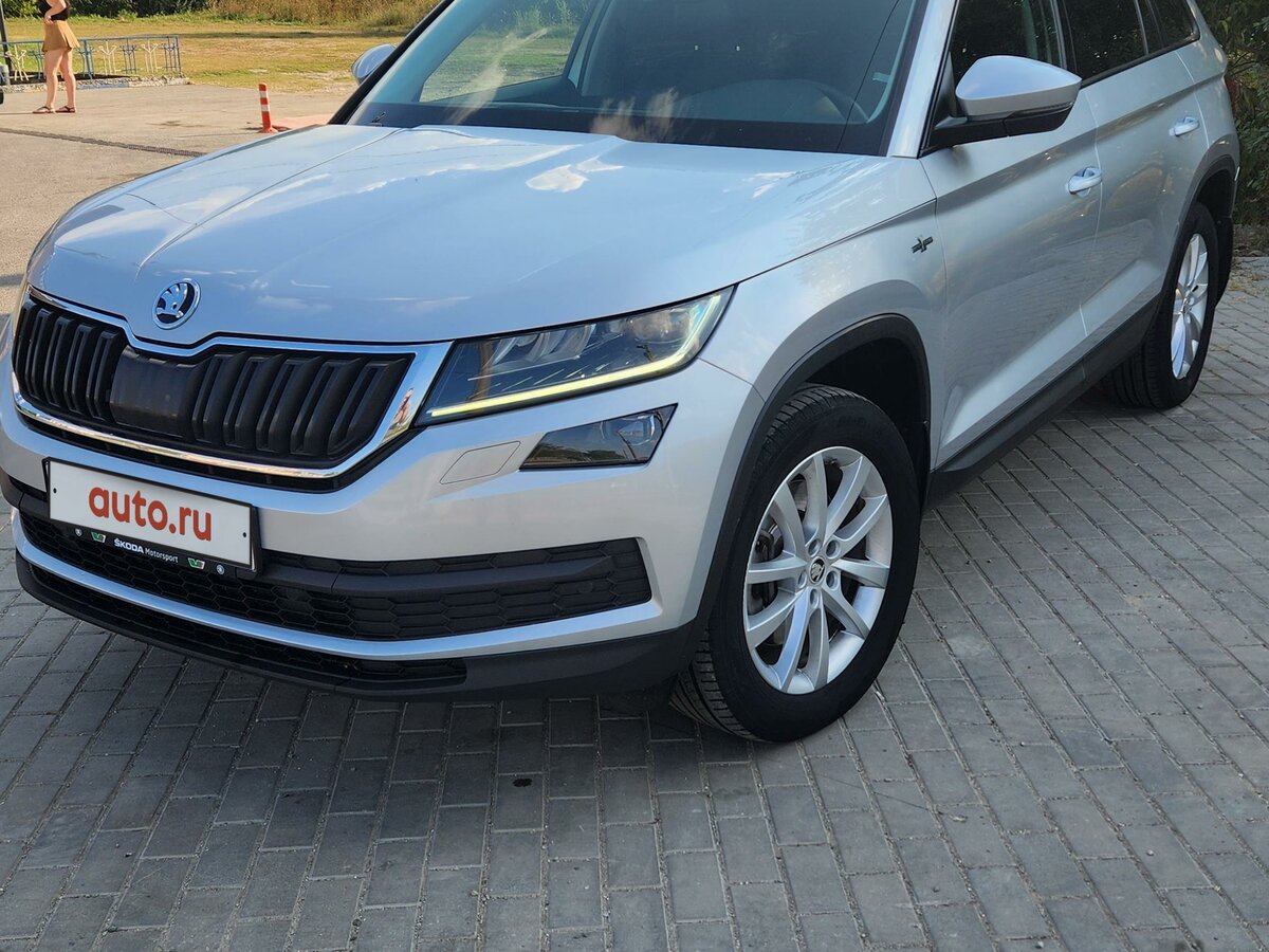 Купить б/у Skoda Kodiaq I 2.0 AMT (180 л.с.) 4WD бензин робот в ...