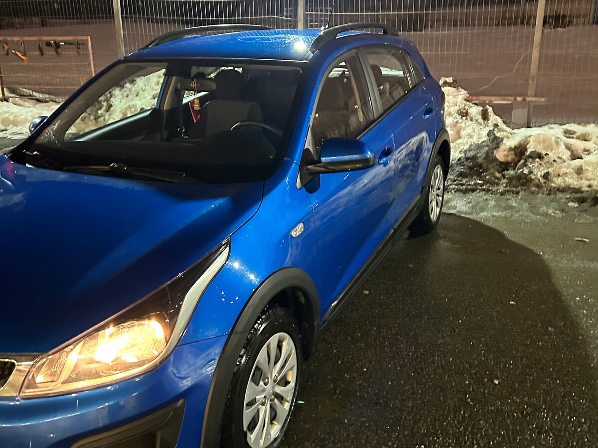 Купить б/у Kia Rio IV X-Line 1.4 AT (100 л.с.) бензин автомат в ...