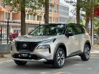 2023 Nissan X-Trail IV, бежевый, 2370005 рублей, вид 1