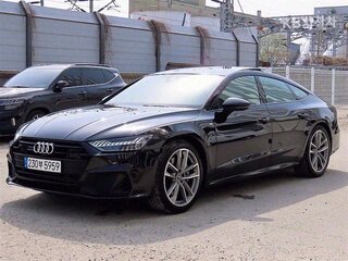 2022 Audi A7 L 55 TFSI II (4K), чёрный, 4250090 рублей, вид 1