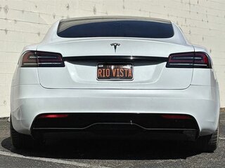 2022 Tesla Model S Long Range I Рестайлинг 2, белый, 6882874 рублей, вид 4