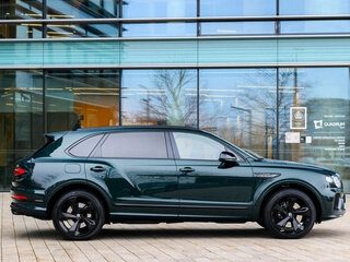 2026 Bentley Bentayga I Рестайлинг, зелёный, 29490000 рублей, вид 3