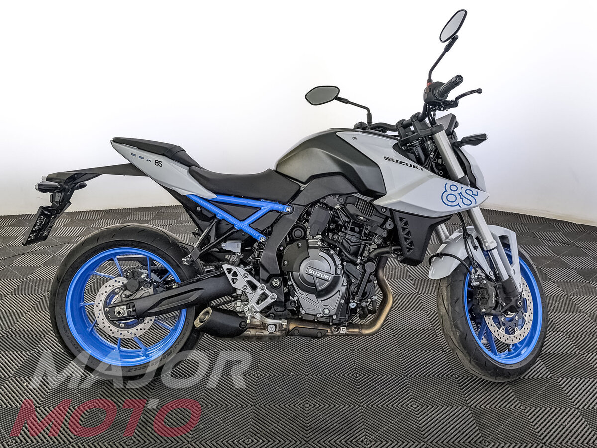 Suzuki GSX-8S