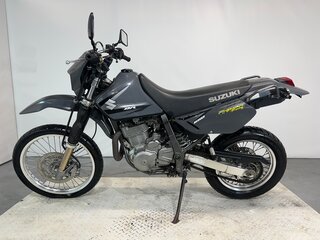 Особенности мотоцикла Suzuki DR 650SE 2013 [Мотоциклы moto]