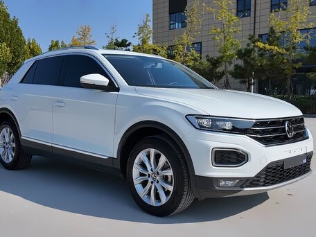 2022 Volkswagen T-Roc I (China Market), белый, 1750000 рублей, вид 3