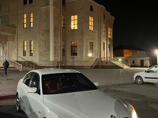 2008 BMW 5 серии 530xi V (E60/E61) Рестайлинг, белый, 1150000 рублей, вид 1