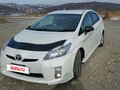 2011 Toyota Prius III (XW30), белый, 900000 рублей