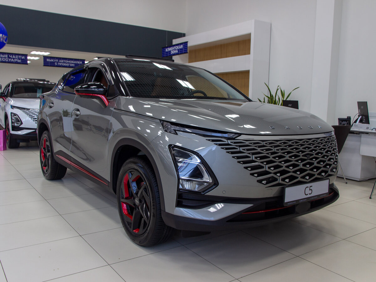 Фастбэк кроссовер Omoda c5