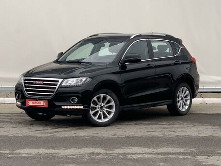 Интерьер автомобиля Haval H2