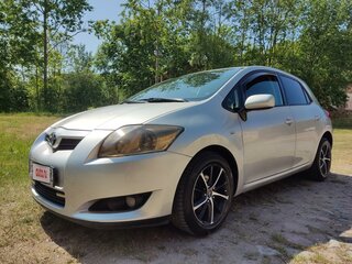 2007 Toyota Auris I, серебристый, 740000 рублей, вид 1