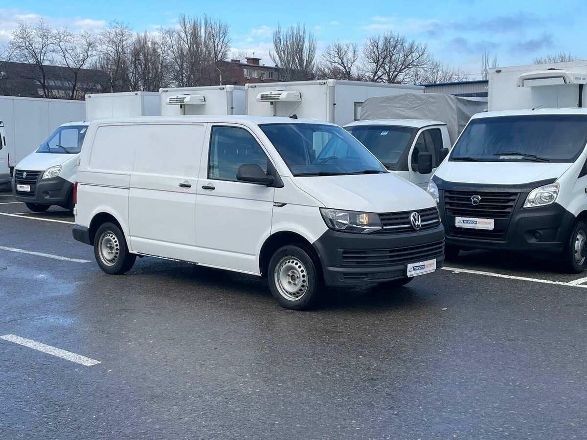 Volkswagen Transporter Р±РµР»С‹Р№