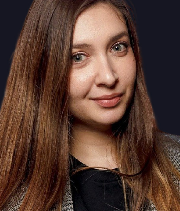 Анна  
Сафарова