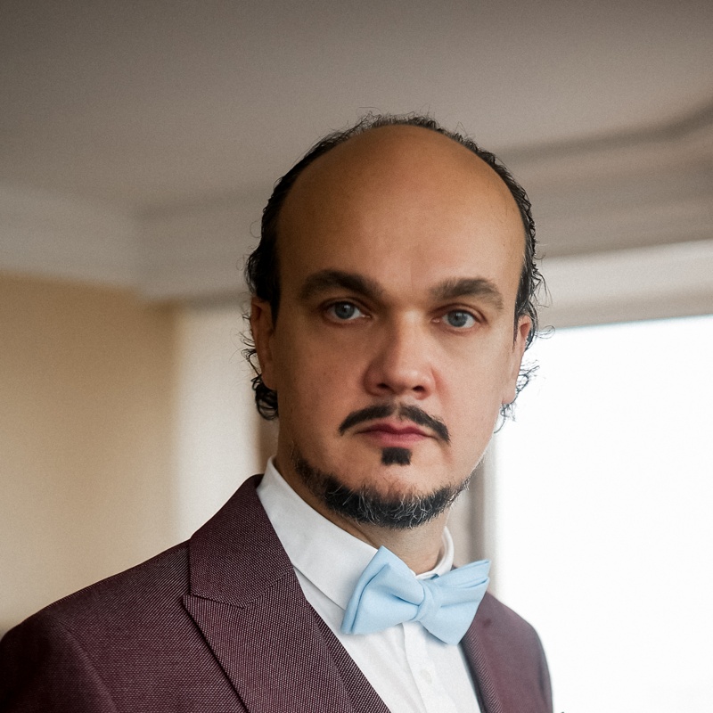 Юрий
Штыров