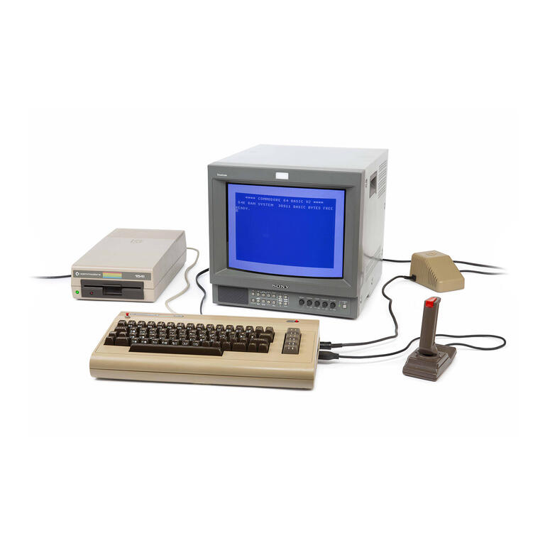 Компьютер Commodore 64