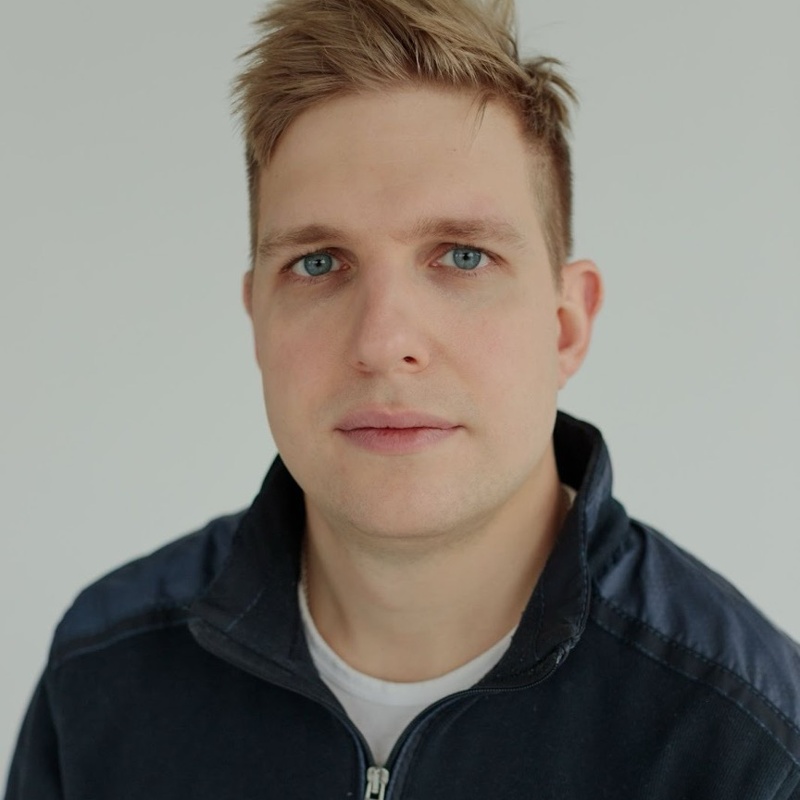 Алексей
Наумов