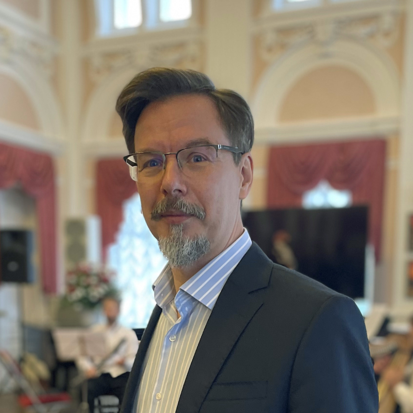 Александр
Бухановский