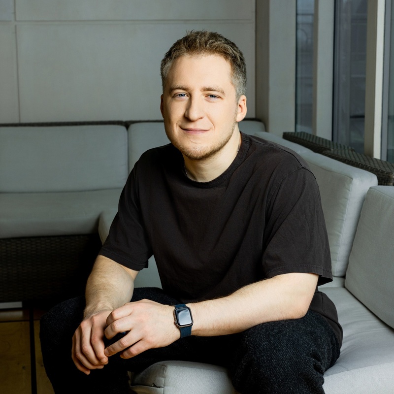 Дмитрий
Масюк