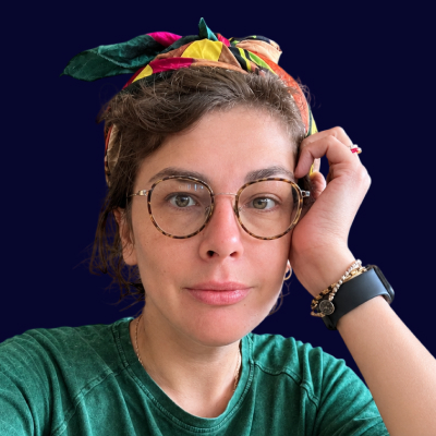 Полина 
Колозариди