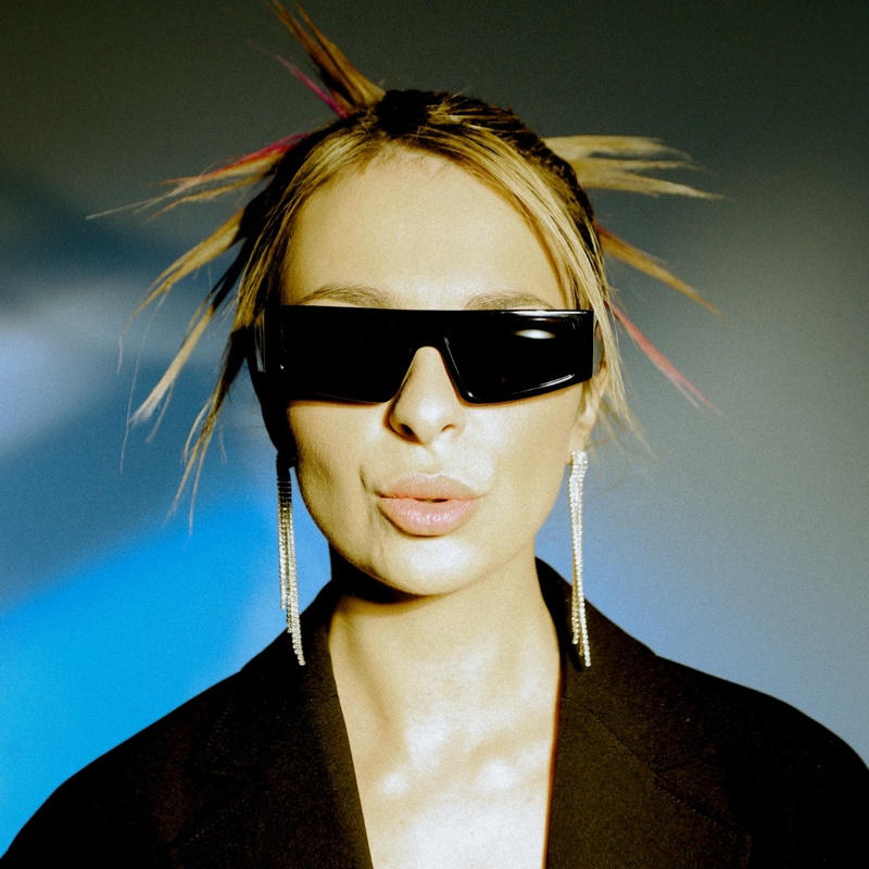 Таня
Старикова