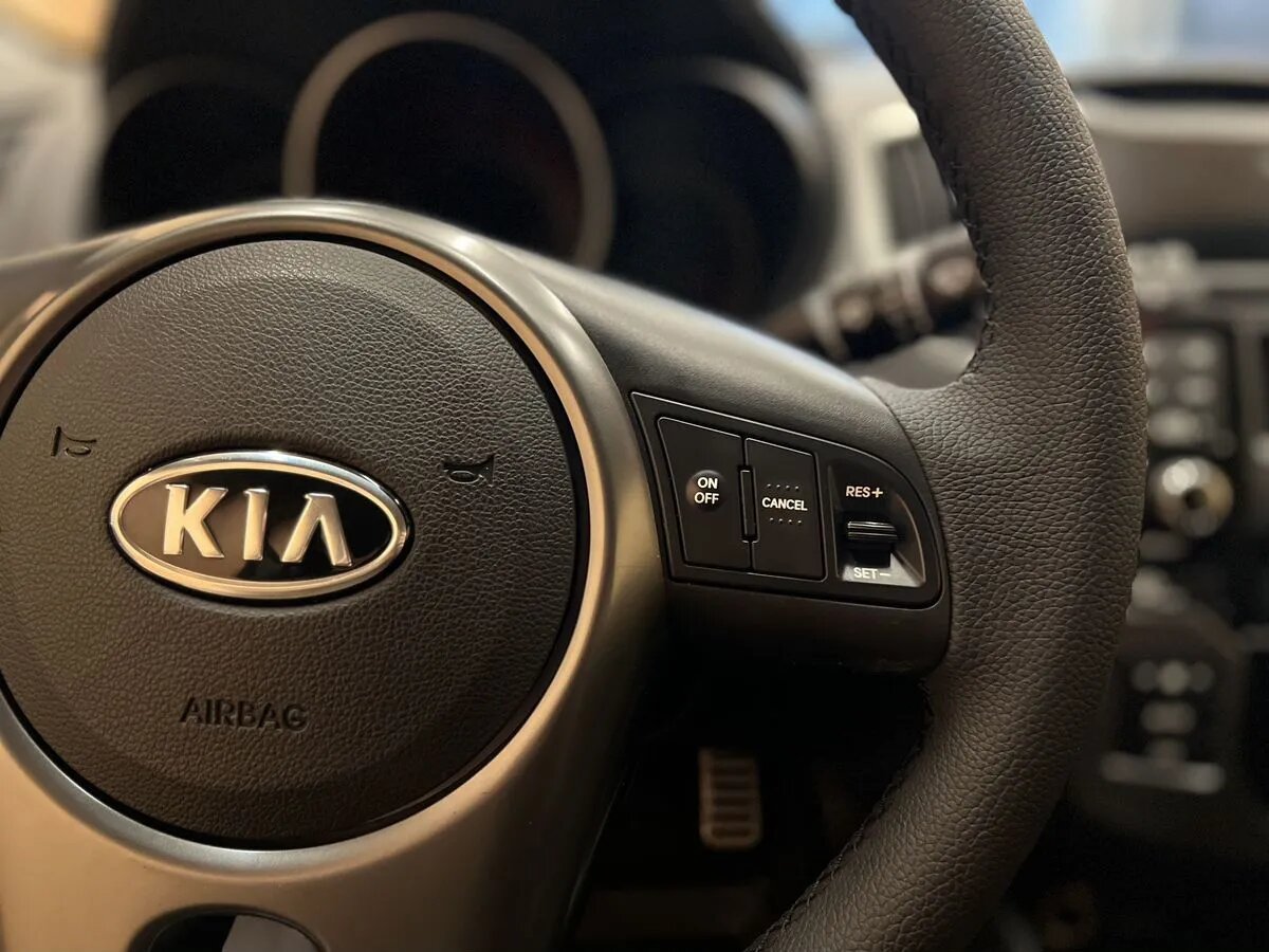 Kia Cerato 2011 15