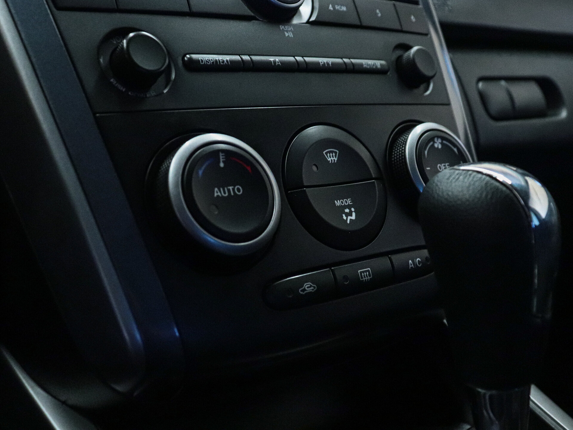 Mazda CX-7 2011 18
