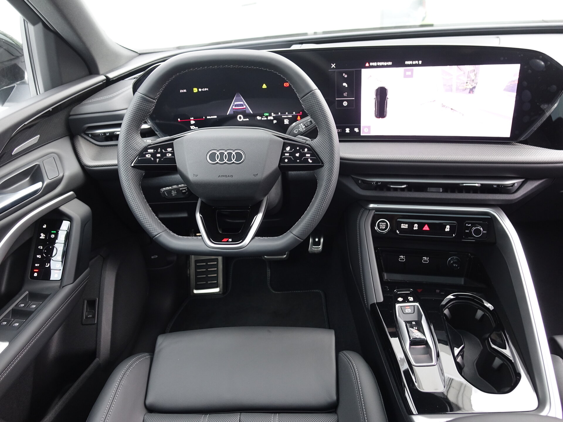 Автомобиль Audi Q5 45 TFSI 2.0 AMT (272 л.с.) 4WD - 10