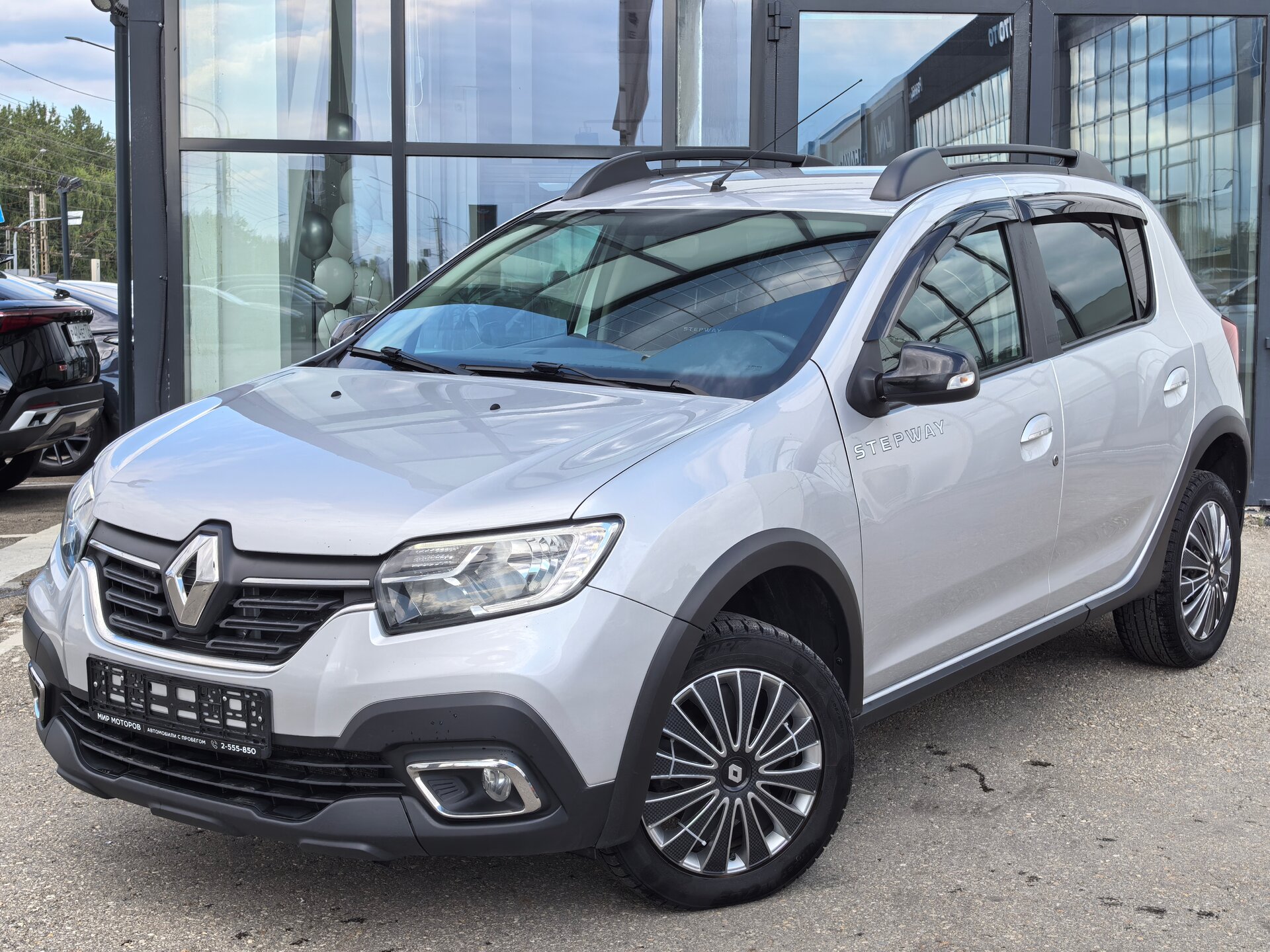 Renault Sandero, II Рестайлинг Stepway Drive, 2019, Хэтчбек 5 дв. 