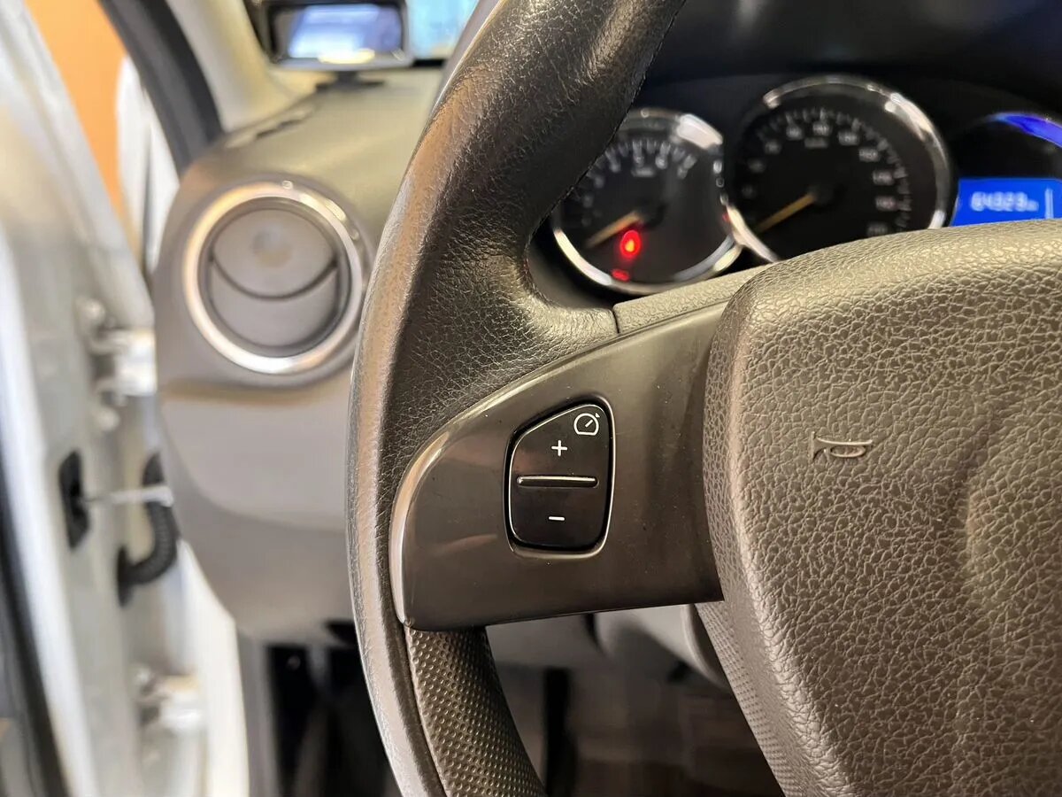 Renault Duster 2016 15