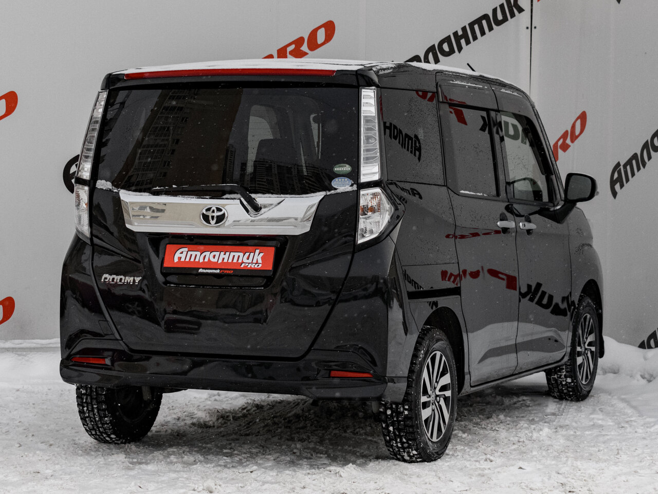 Купить Toyota Roomy 1.0 CVT (69 л.с.), 2017 в Екатеренбурге