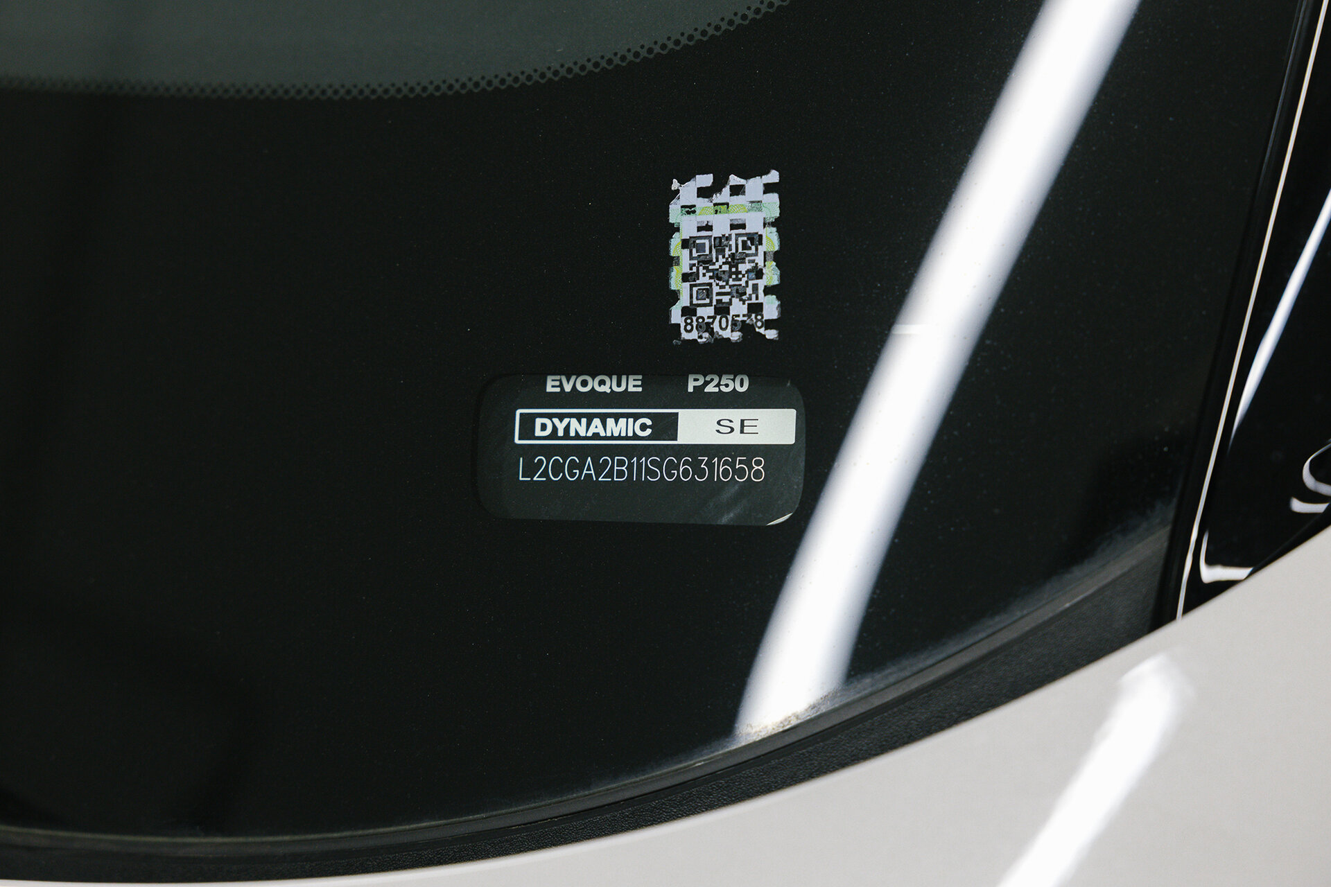 Land Rover Range Rover Evoque HSE — миниатюра 18