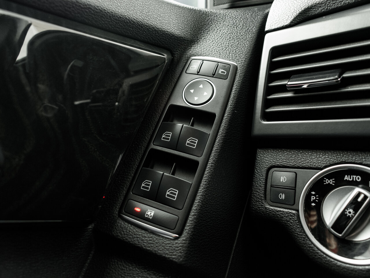 Купить Mercedes-Benz GLK-Класс 220 CDI 2.1d AT (170 л.с.) 4WD, 2011 в Екатеренбурге