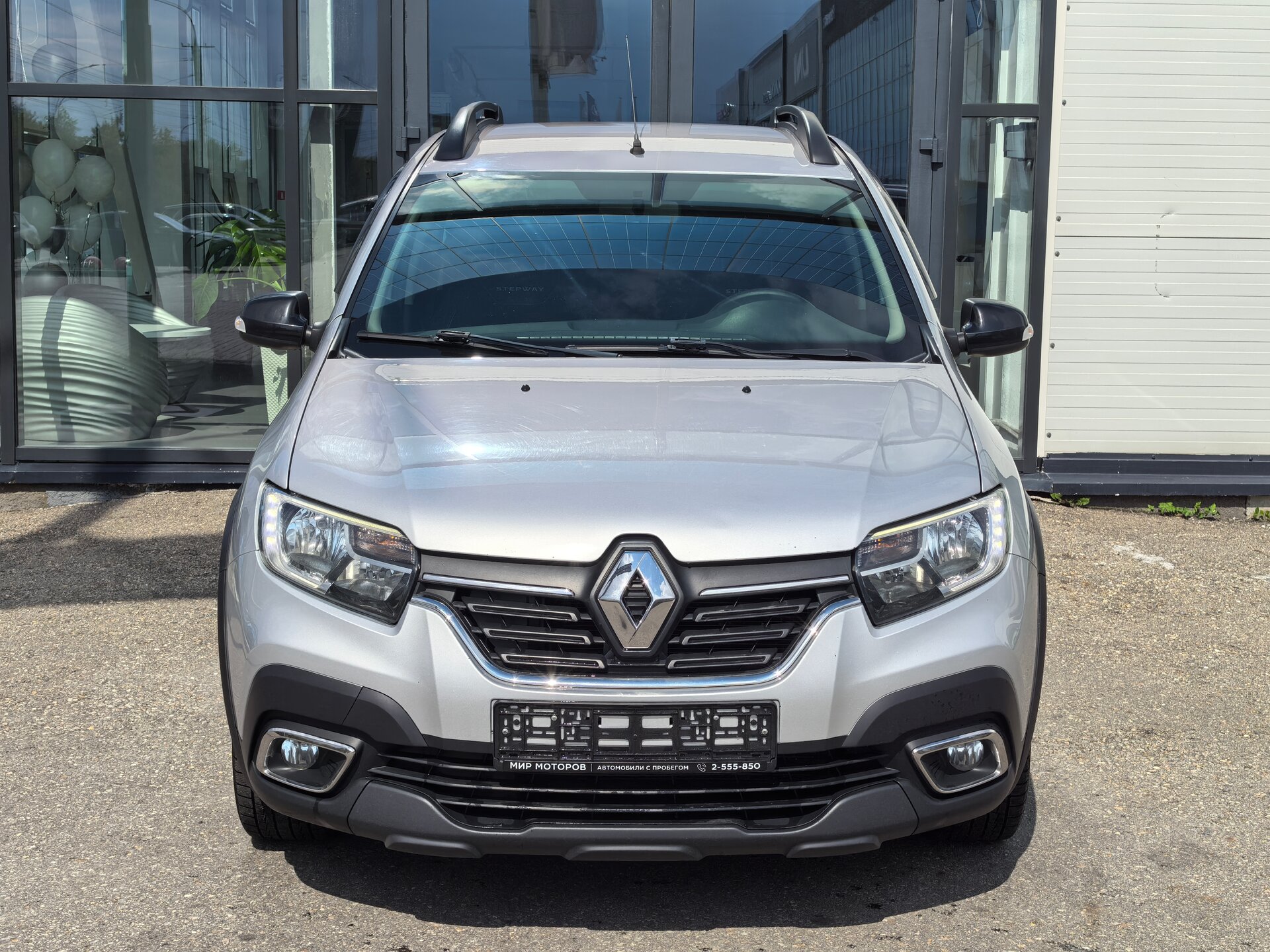 Renault Sandero, II Рестайлинг Stepway Drive, 2019, Хэтчбек 5 дв.