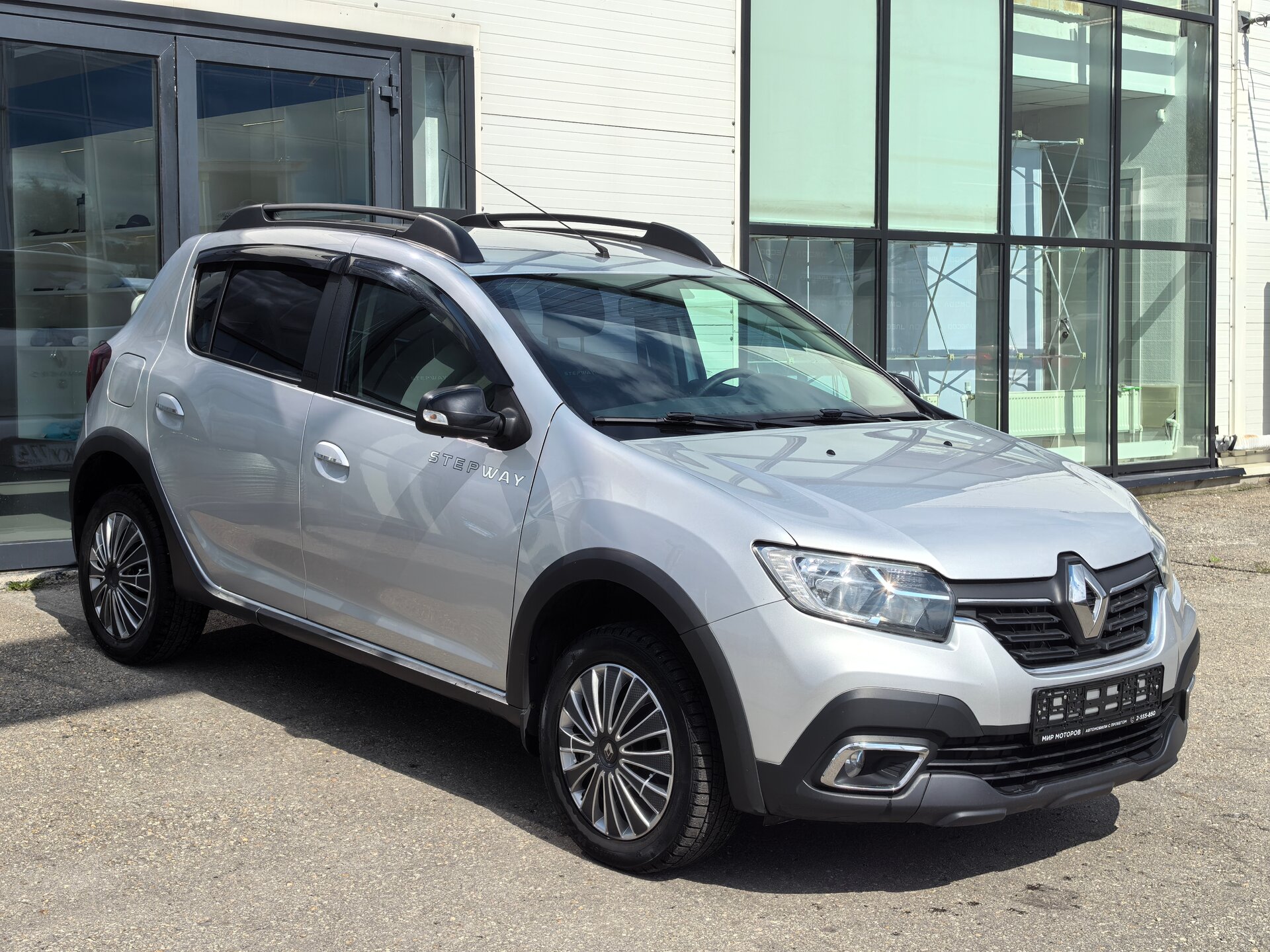 Renault Sandero, II Рестайлинг Stepway Drive, 2019, Хэтчбек 5 дв.