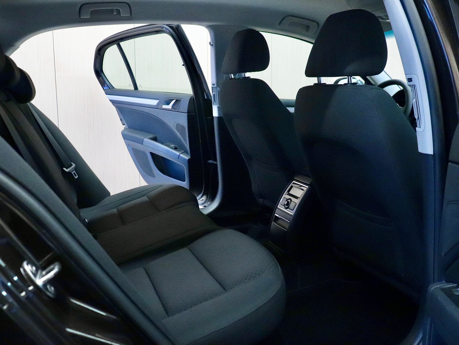 Skoda Superb 2014 25