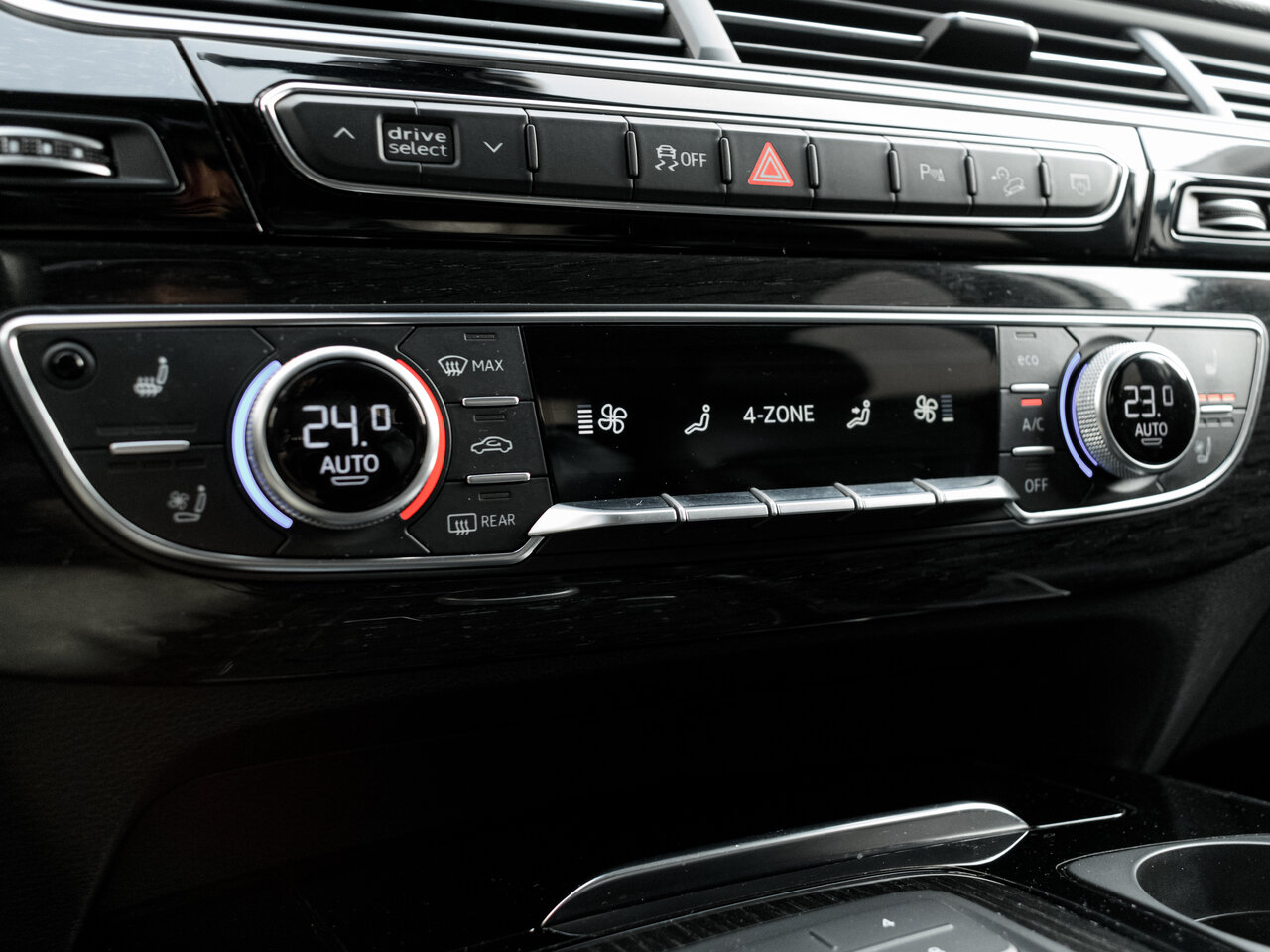 Купить Audi Q7 3.0d AT (249 л.с.) 4WD, 2018 в Екатеренбурге