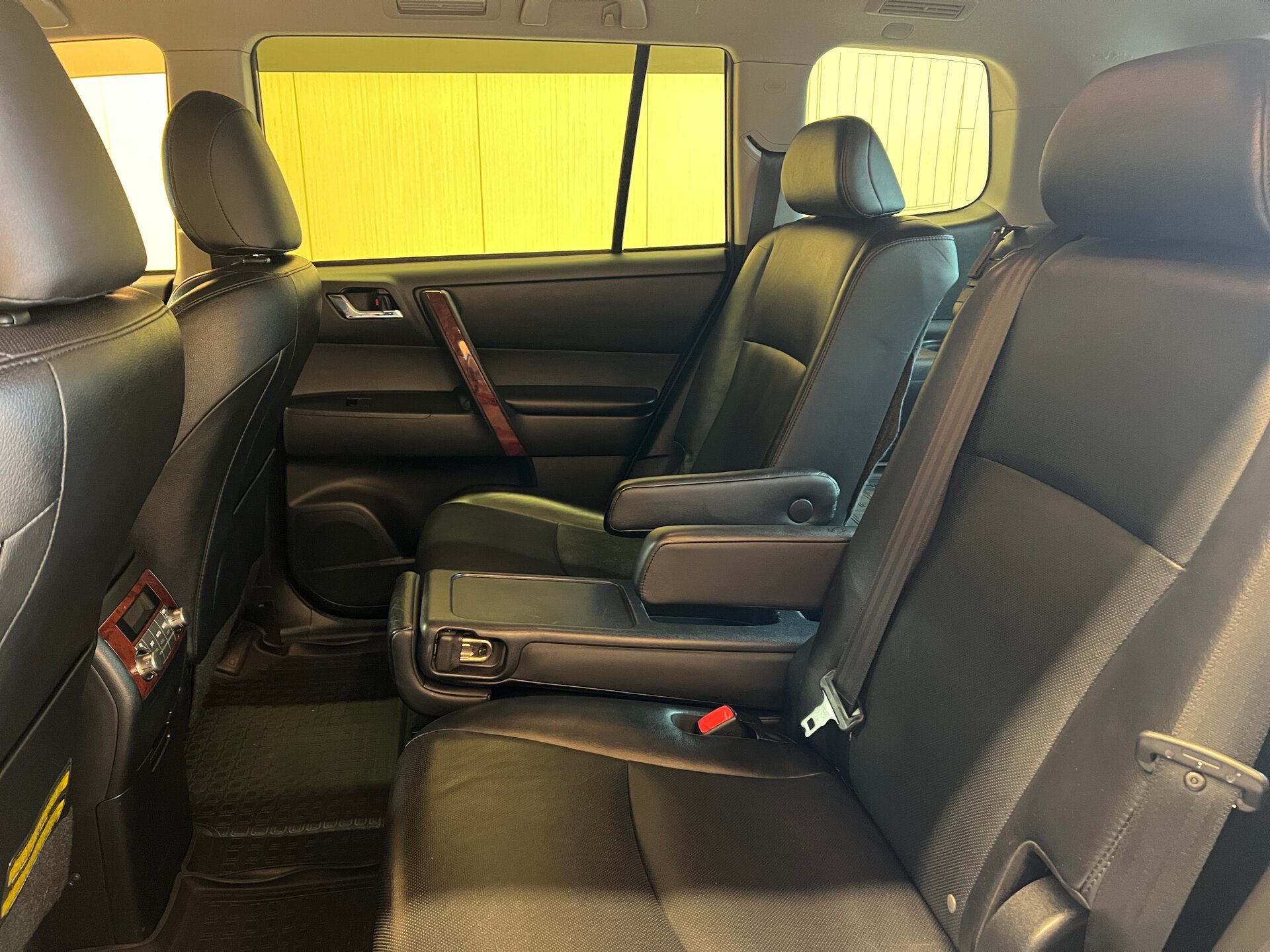 Toyota Highlander 2012 24