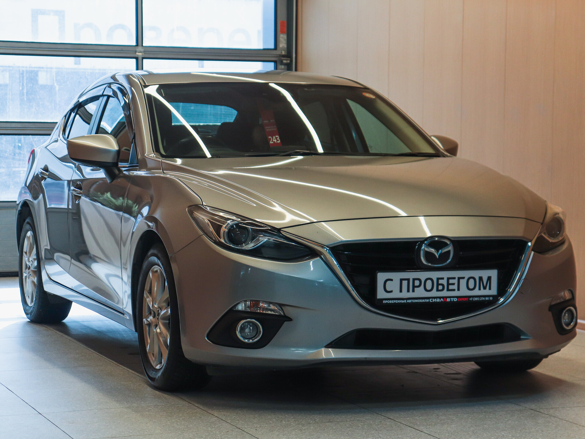 Mazda Axela 2016 1