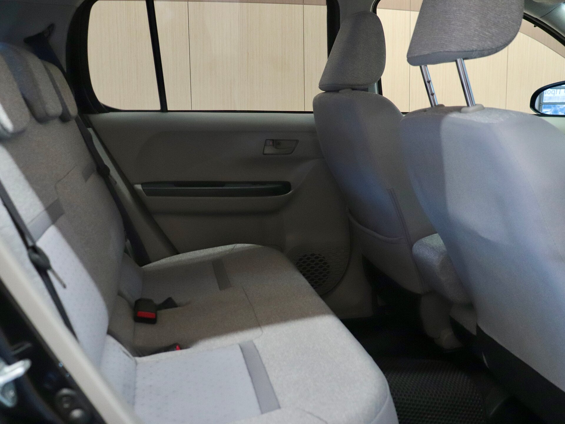 Daihatsu Boon 2018 21