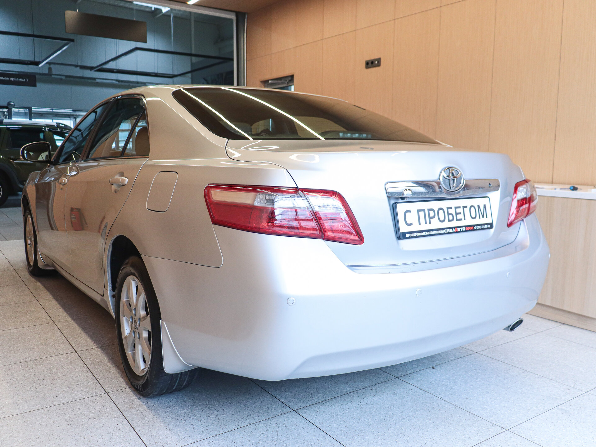 Toyota Camry 2010 6