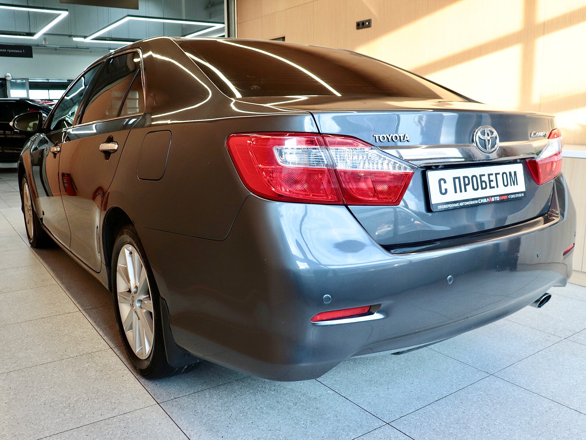 Toyota Camry 2012 6