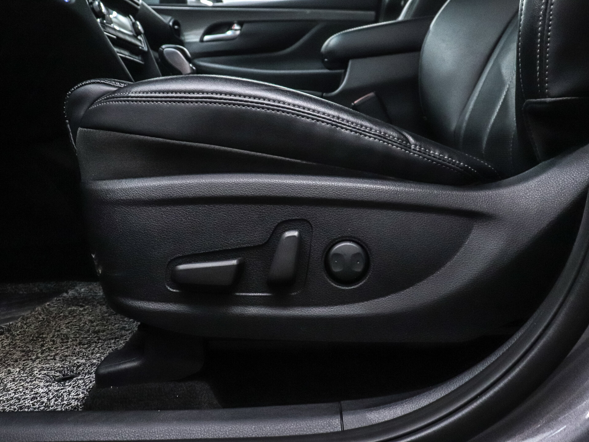 Hyundai Santa Fe 2018 10