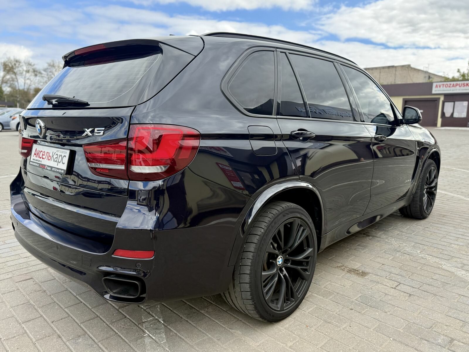 BMW X5, III (F15) xDrive40d M Sport Внедорожник 5 дв. 2014 Черный 40d 3.0d AT (313 л.с.) 4WD 171615 км