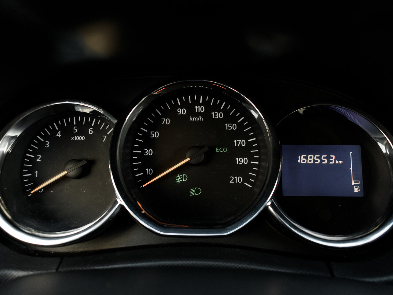 Купить Renault Duster 2.0 AT (143 л.с.) 4WD, 2017 в Екатеренбурге