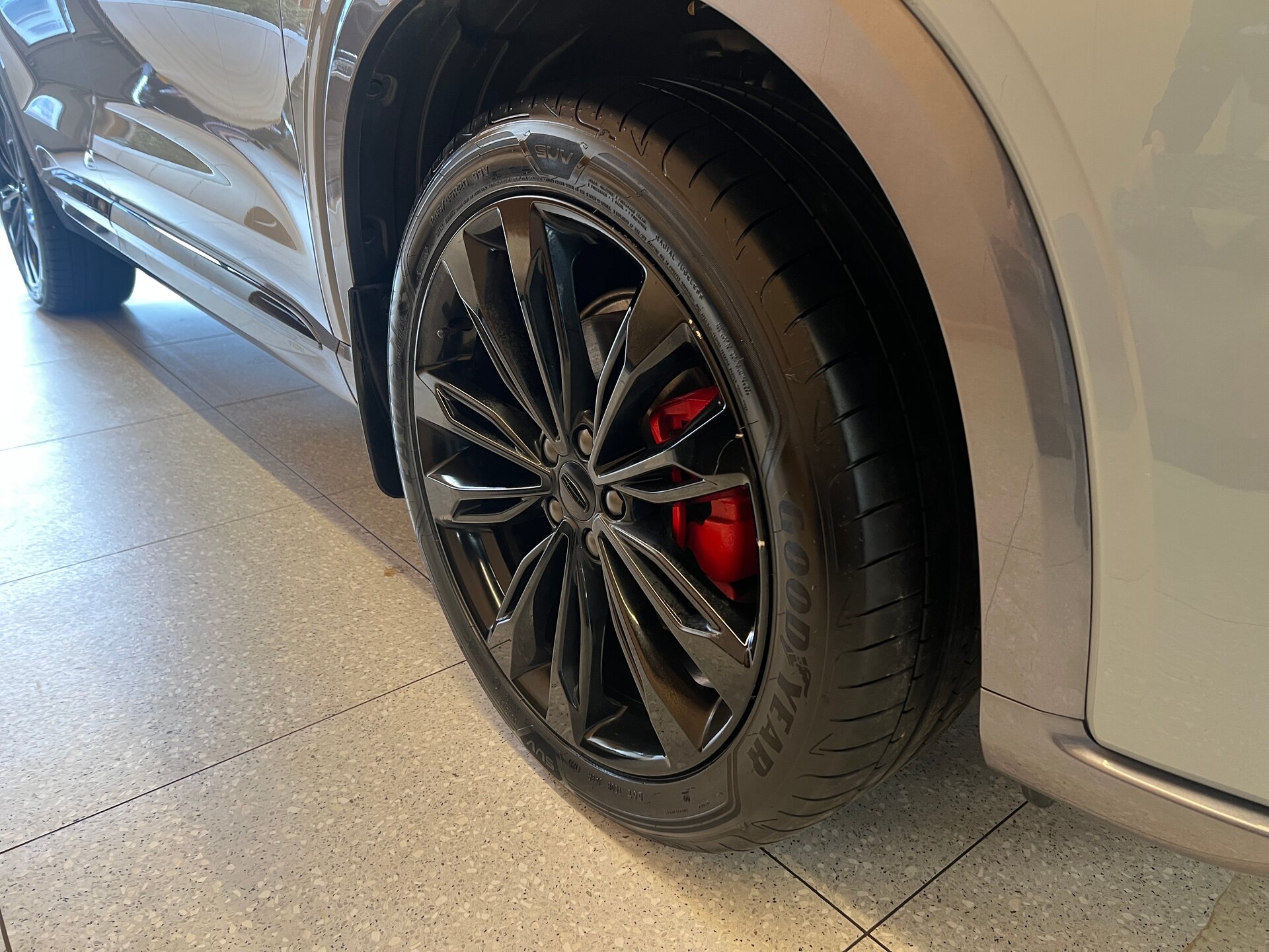 Geely Tugella 2022 29